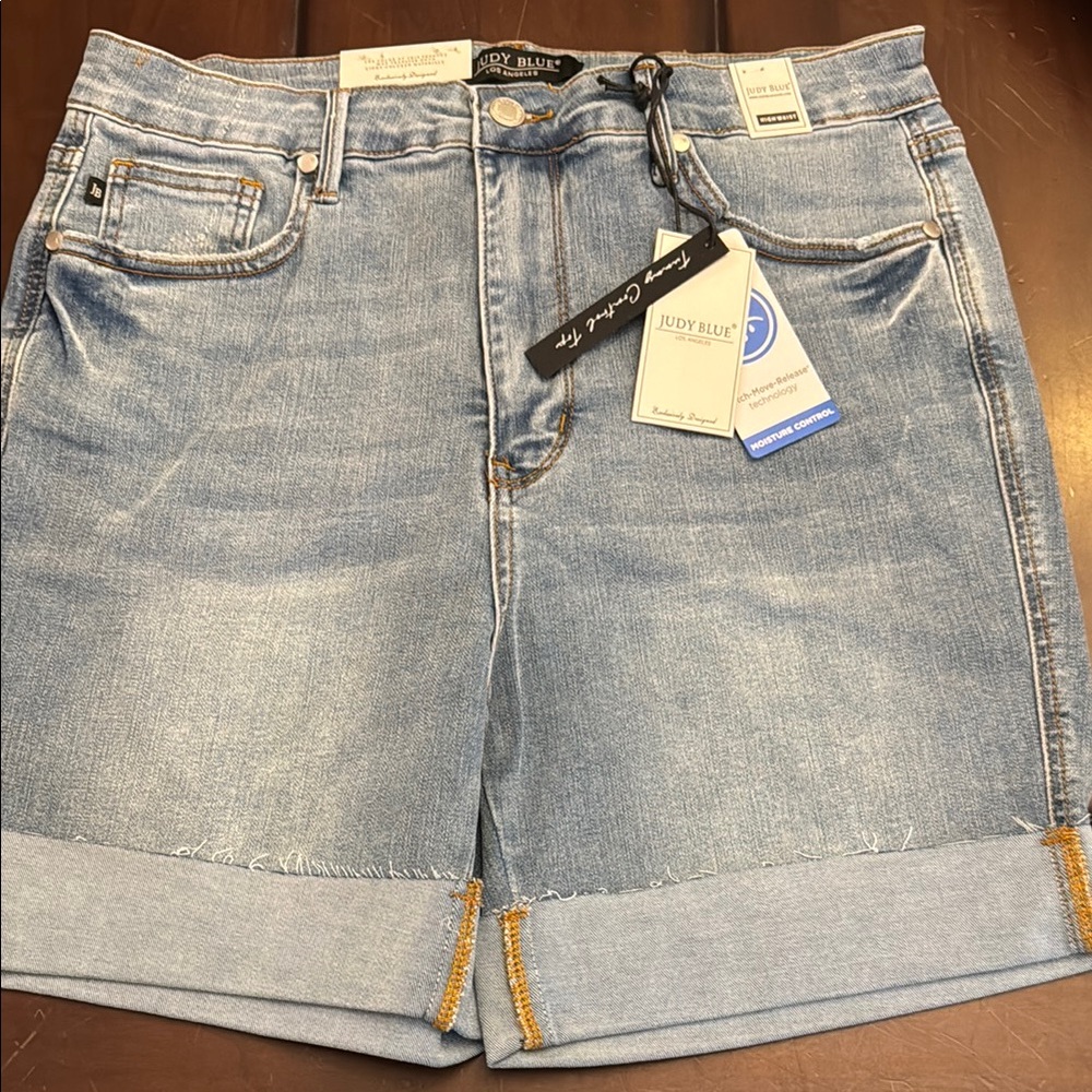 NWT Judy Blue jeans size XL